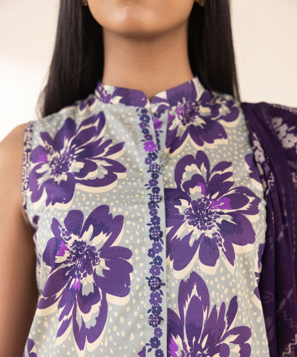 Unstitched Lawn '25 - 2 Piece - Printed Lawn Suit - 00U2DDY25V16