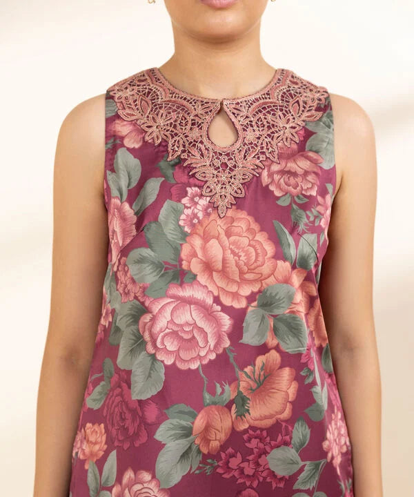 Silk'25- Embroidered Satin Suit 0U3PESL25V03