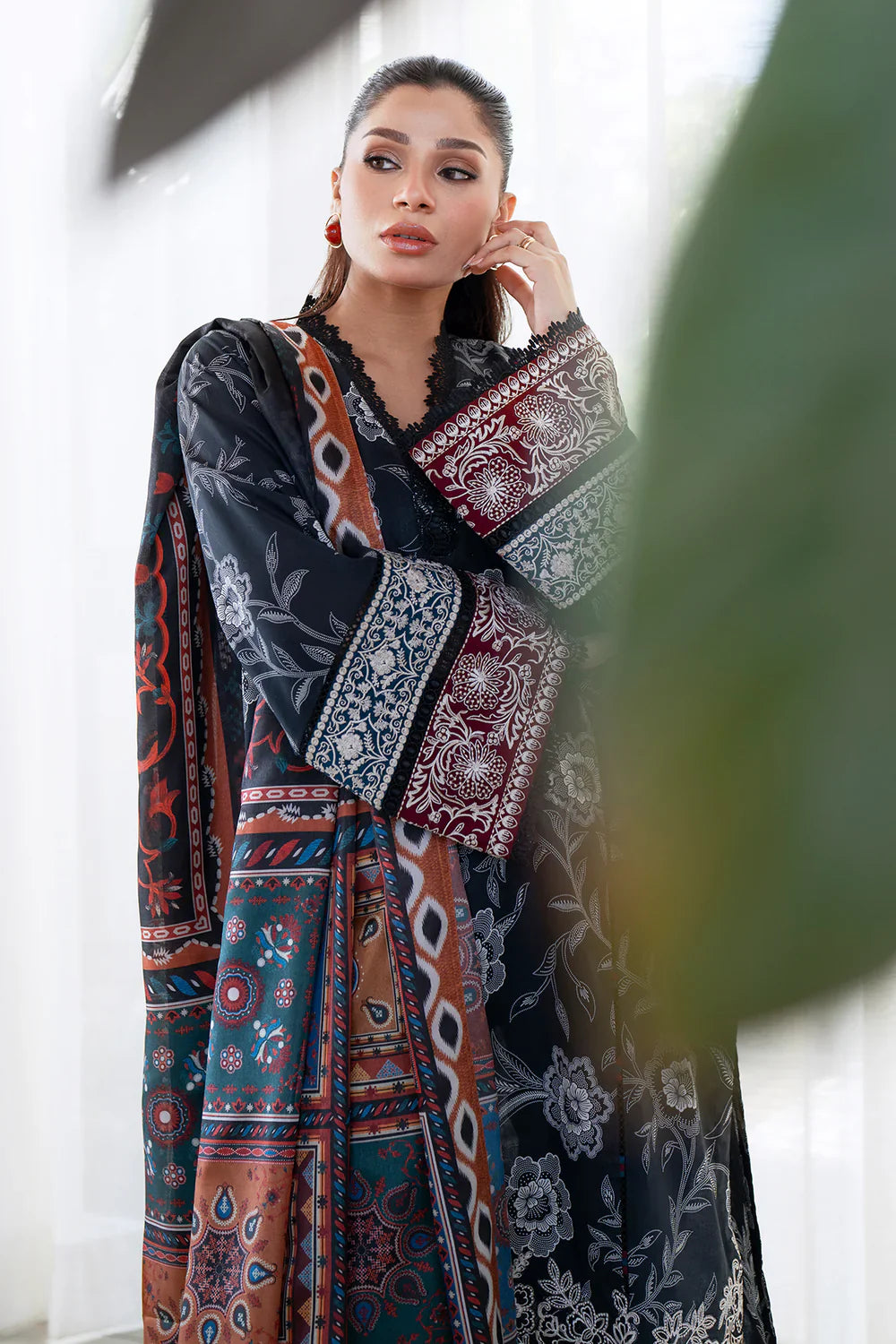 Unstitched'25 -EMBROIDERED PRINTED LAWN UF-4078
