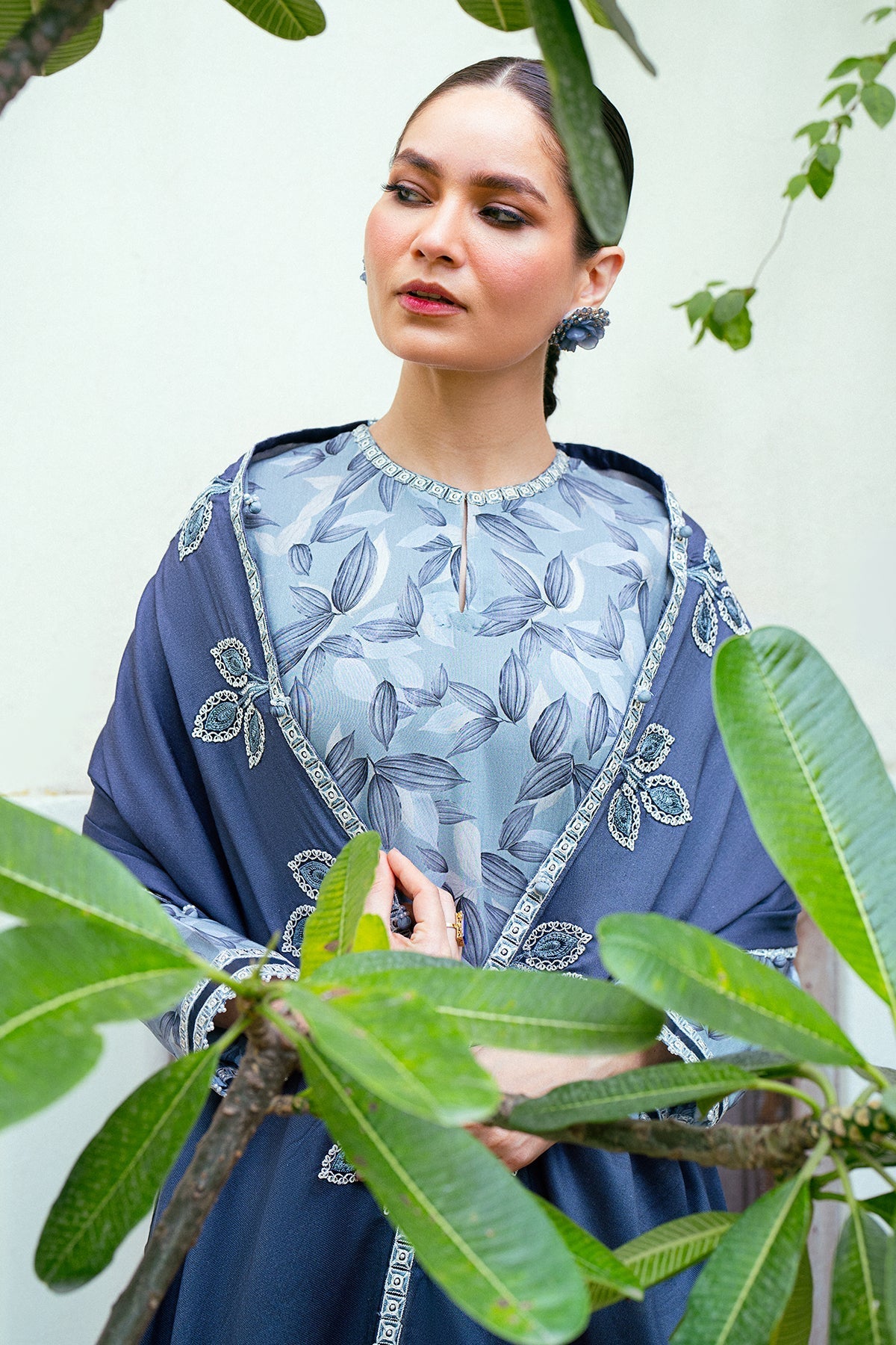 Winter Prints '24 - Embroidered Viscose Uf-778