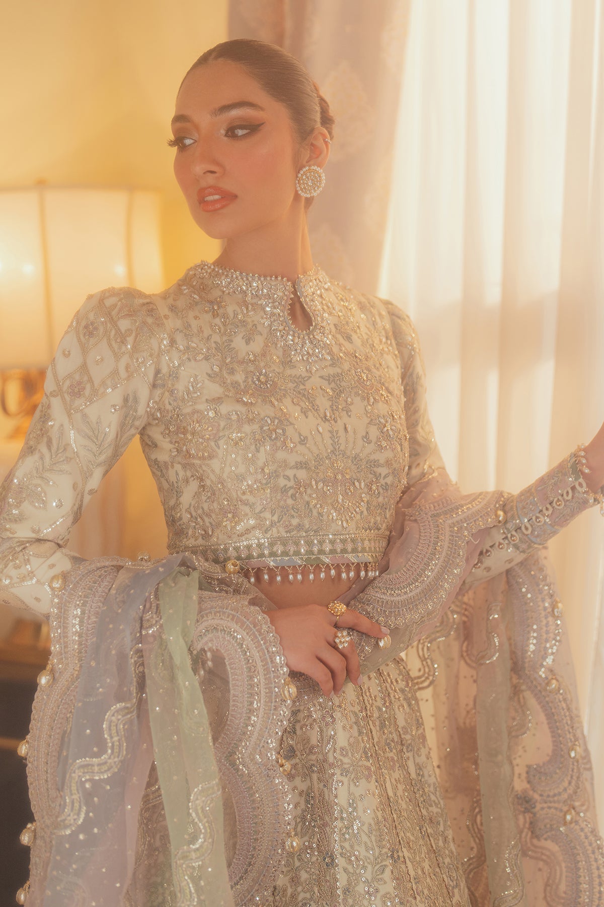 Chantelle'24 - Embroidered Net Ch13-06