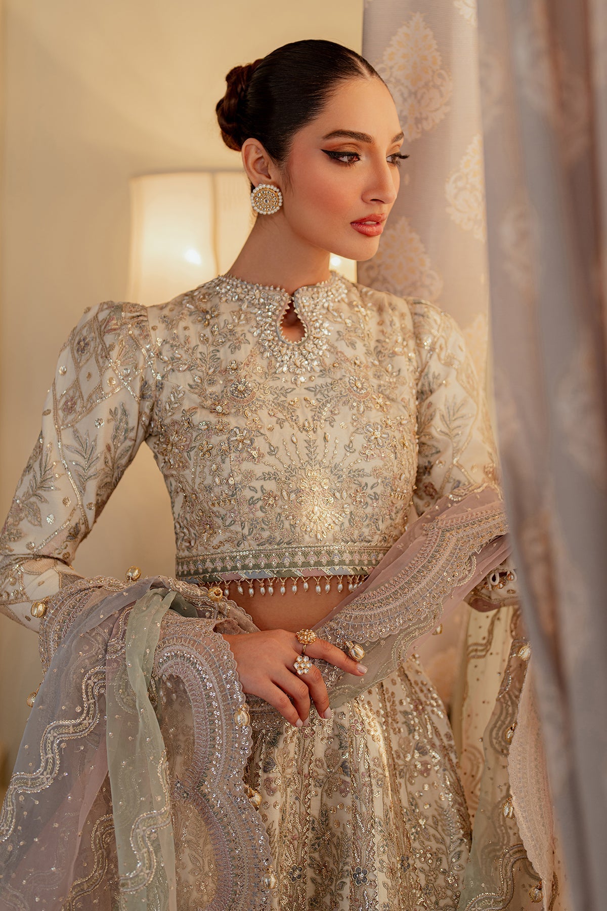 Chantelle'24 - Embroidered Net Ch13-06