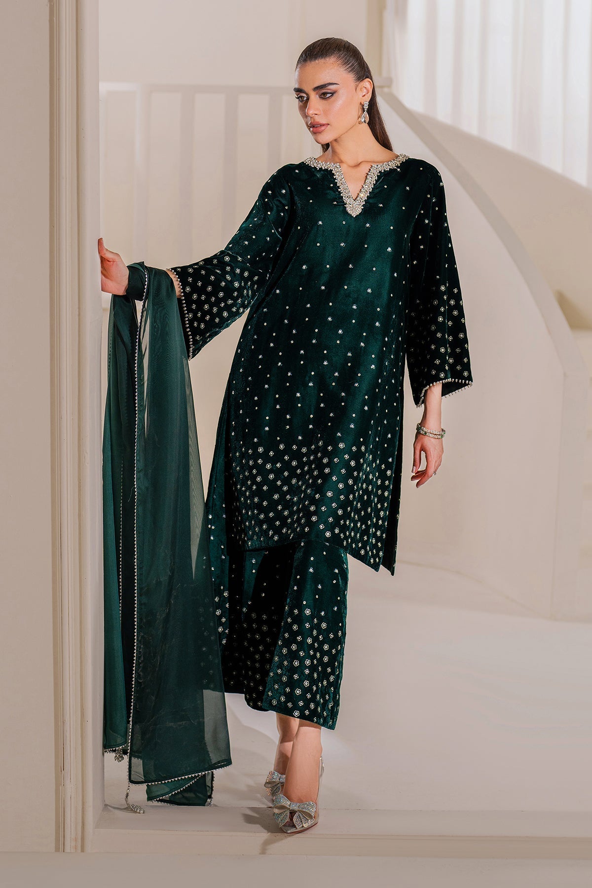 Baroque Velvets'24 - EMBROIDERED VELVET PR-1022