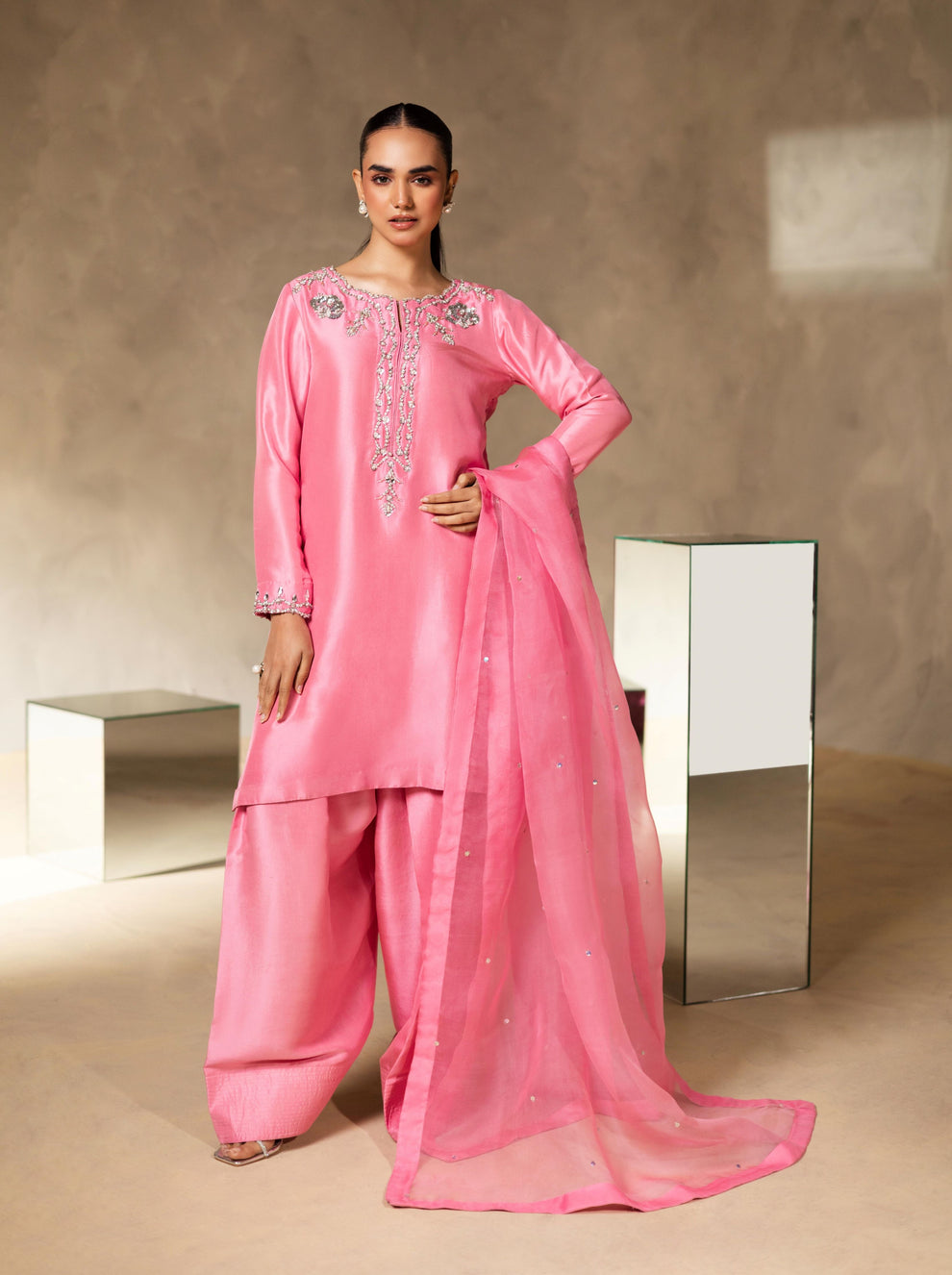 Luxury Formal '25 - Frida