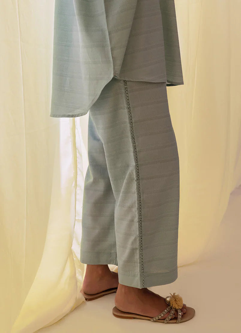 Spring Basics'25 - IJSL-213712-11968