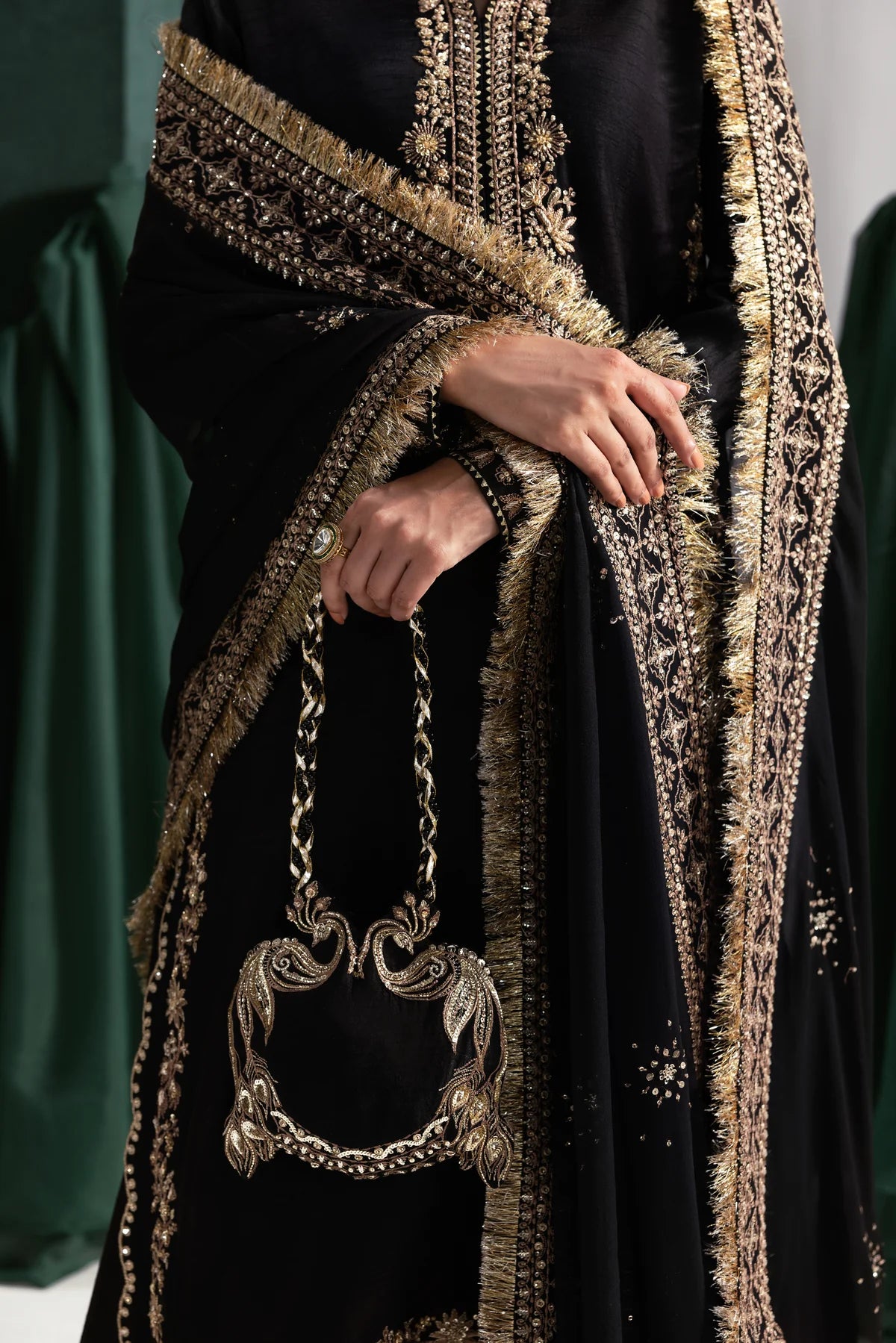 BLACK LUXURY WEDDING EDIT 2025 (NPA3-25439)