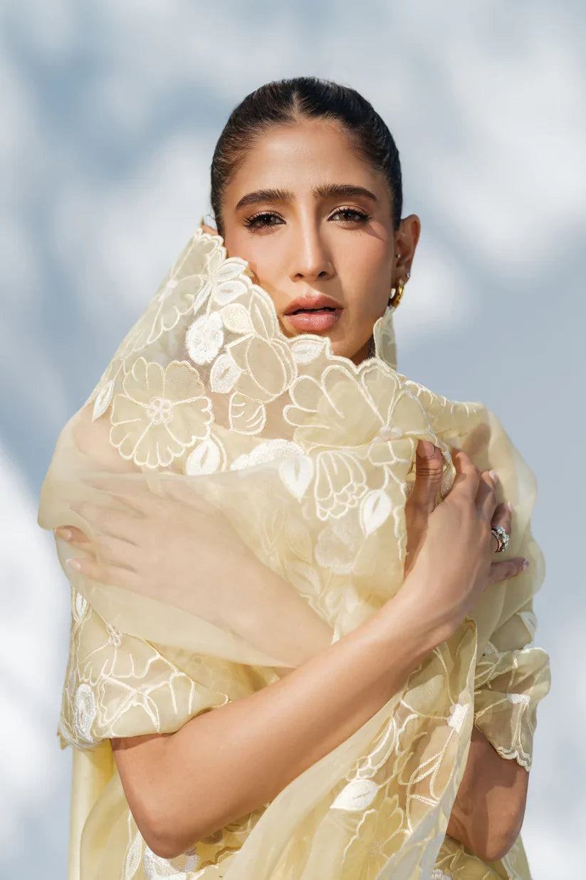 Gul Luxury Pret '25- The Dahlia Set