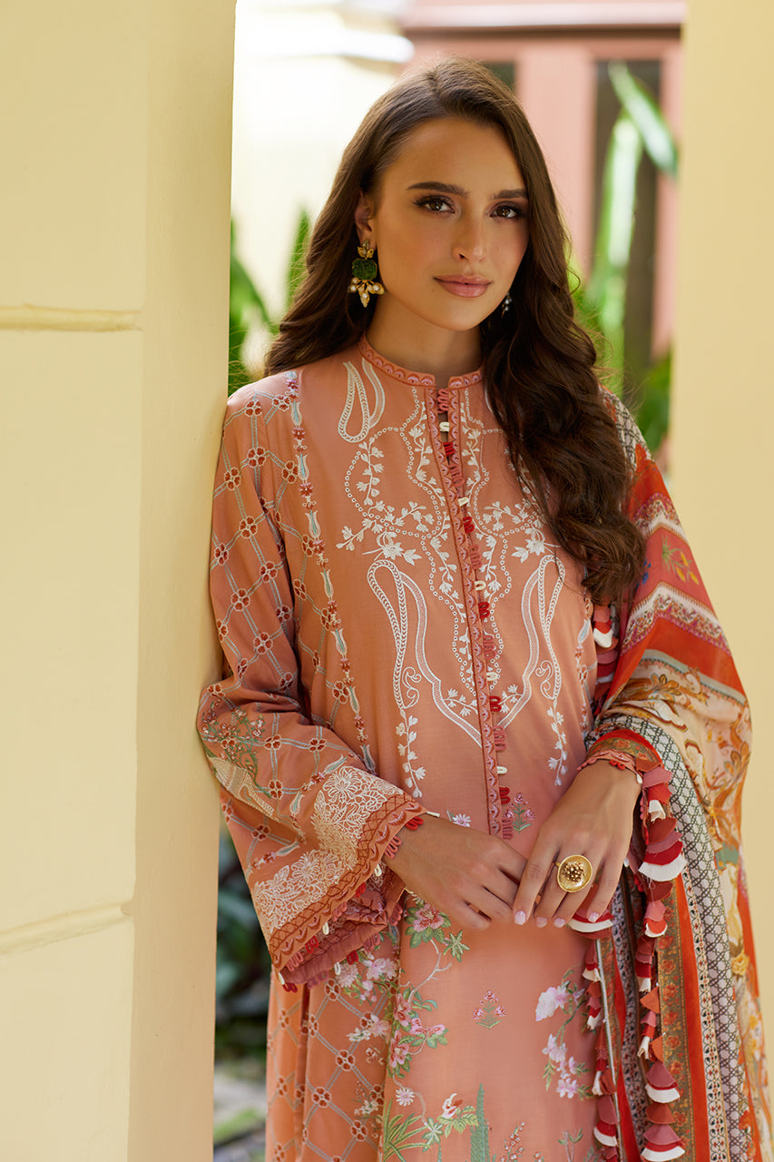 Luxury Lawn '25 - Mughal Majesty