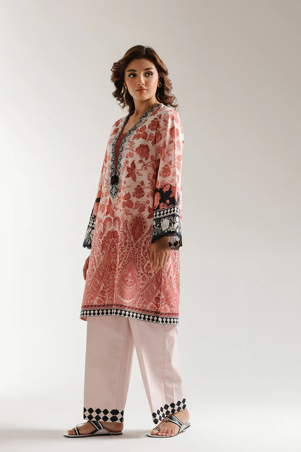 BLUSH CORAL | E0676/202/314