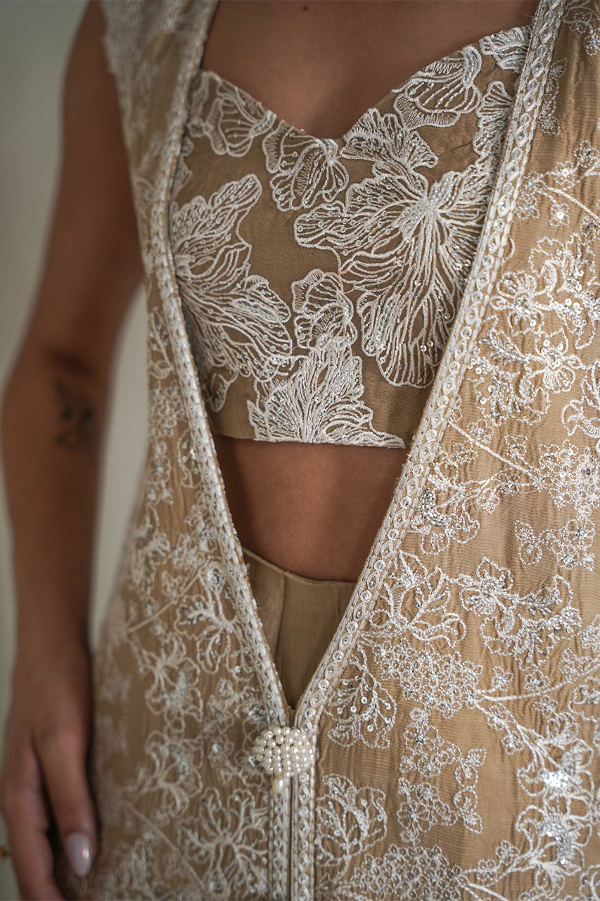 FORMALS'24 -GOLDEN Beige SET WEDDING EDIT 2024/2025 (NPA3-24427)
