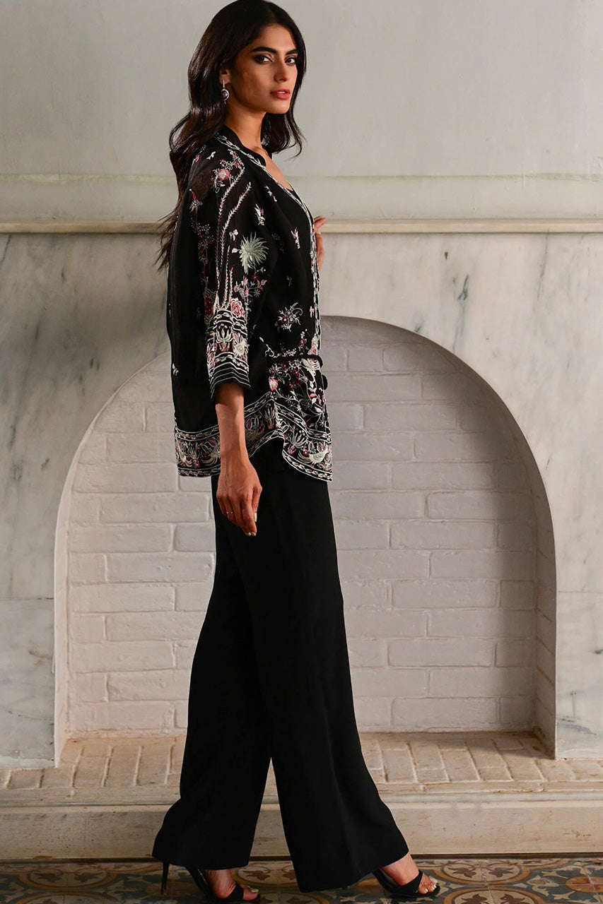 RSVP YES IN STYLE'24 - VINCE WRAP & PANTS