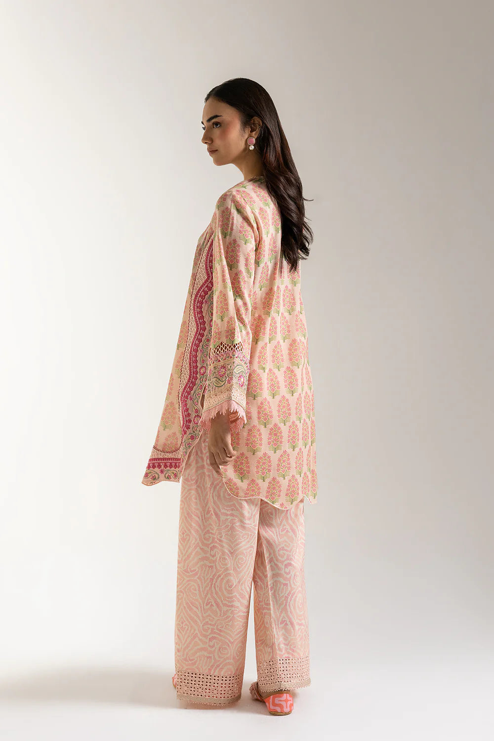 PALE CORAL | E3264/103/328