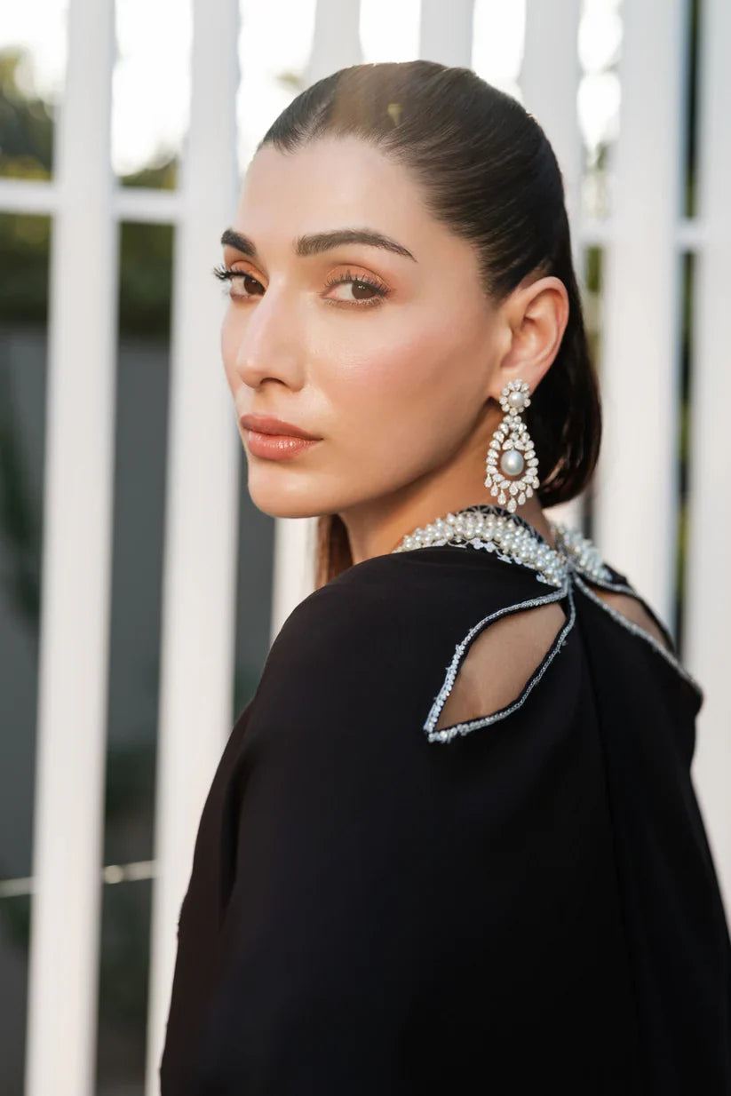 Gul Luxury Pret '25- The Nazneen Kaftan