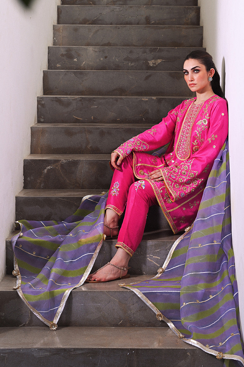 Inaya Festive '24 - Serina