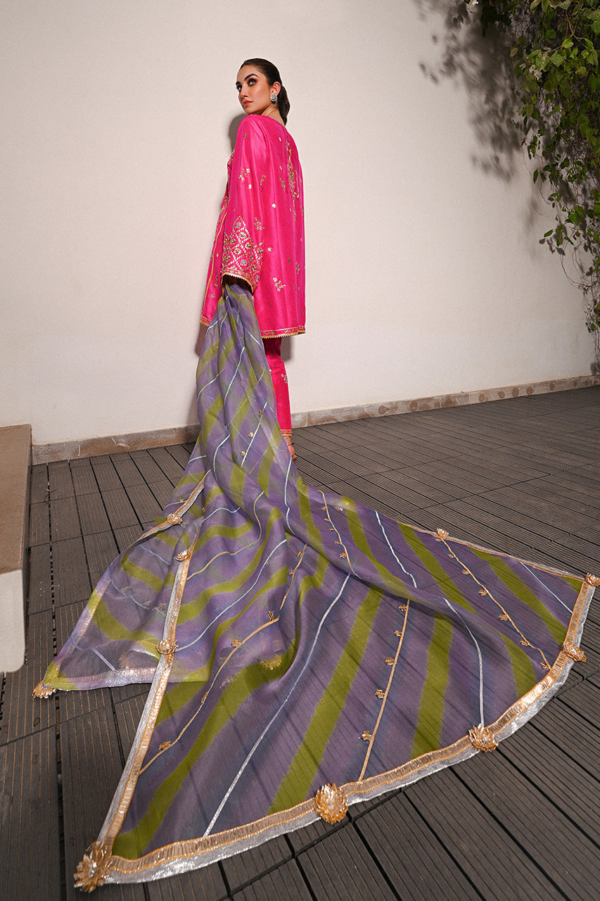 Inaya Festive '24 - Serina
