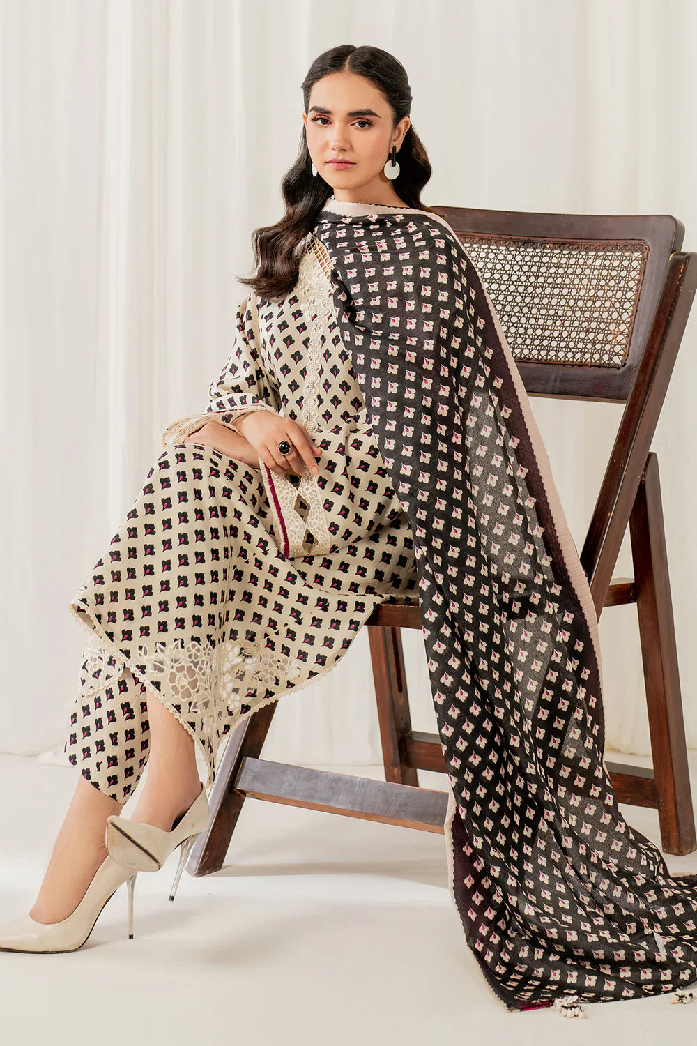Unstitched'25 - EMBROIDERED VISCOSE SILK UF-4050