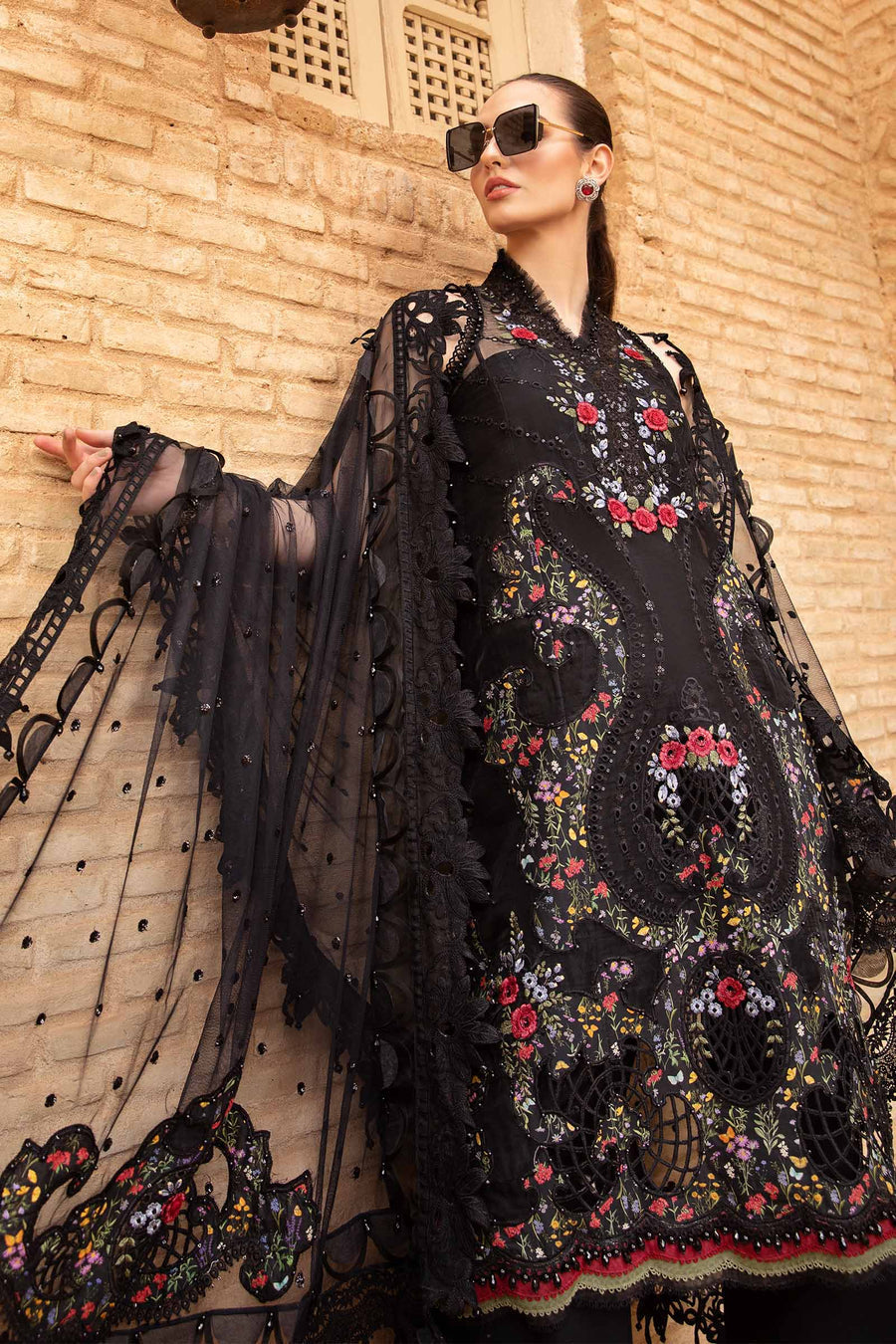 Unstitched Lawn '24 - D-2405-B (RTS) photo 3