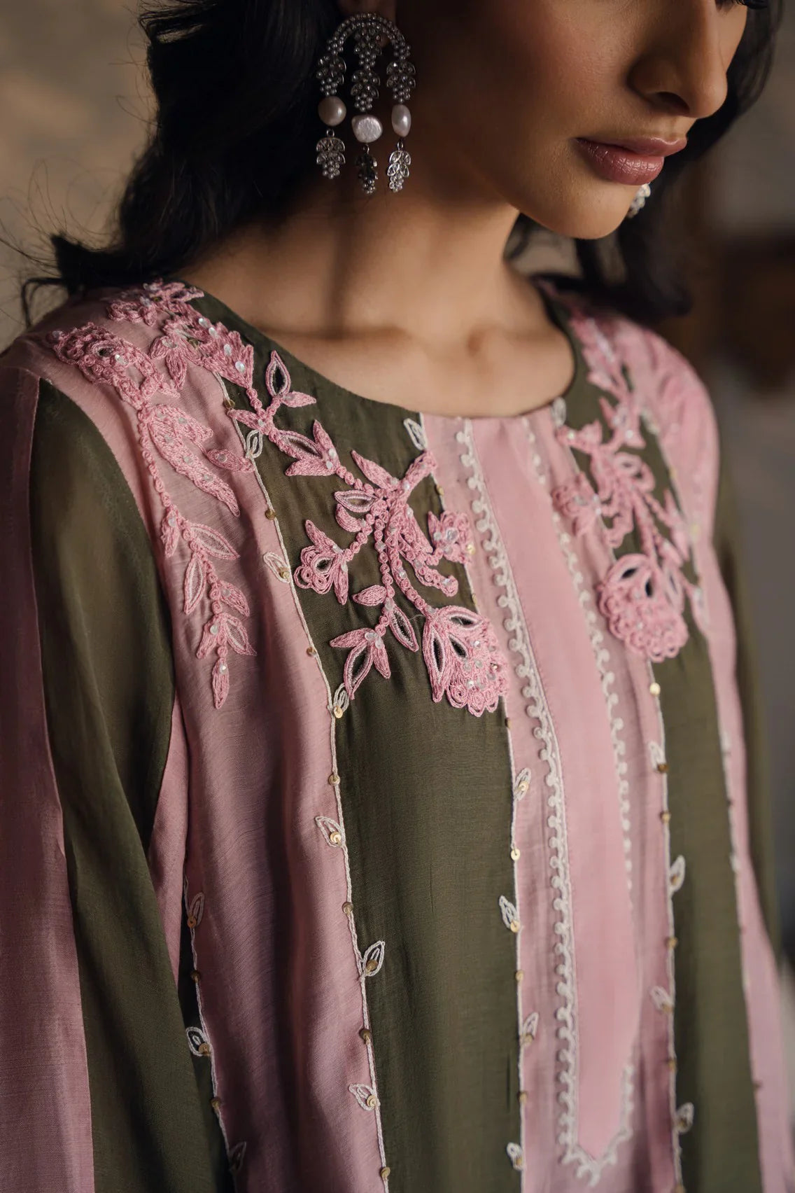 Semi formals Luxury'25 - Jaania in Green/Pink