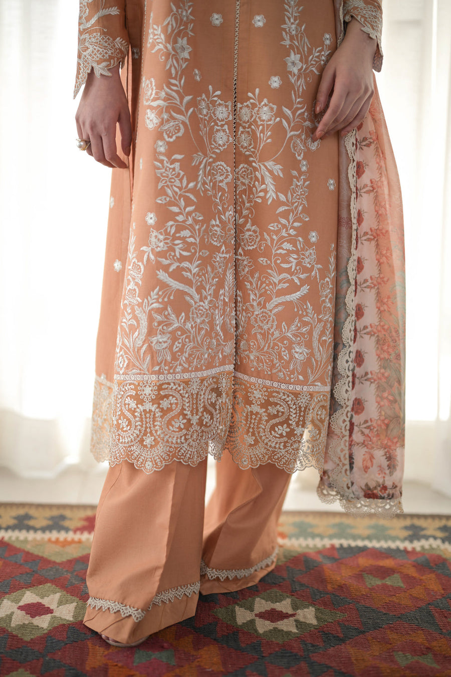 Luxury Lawn Vol 2 '24 - Peach Sand - Nel-24614 (Rts) photo 3