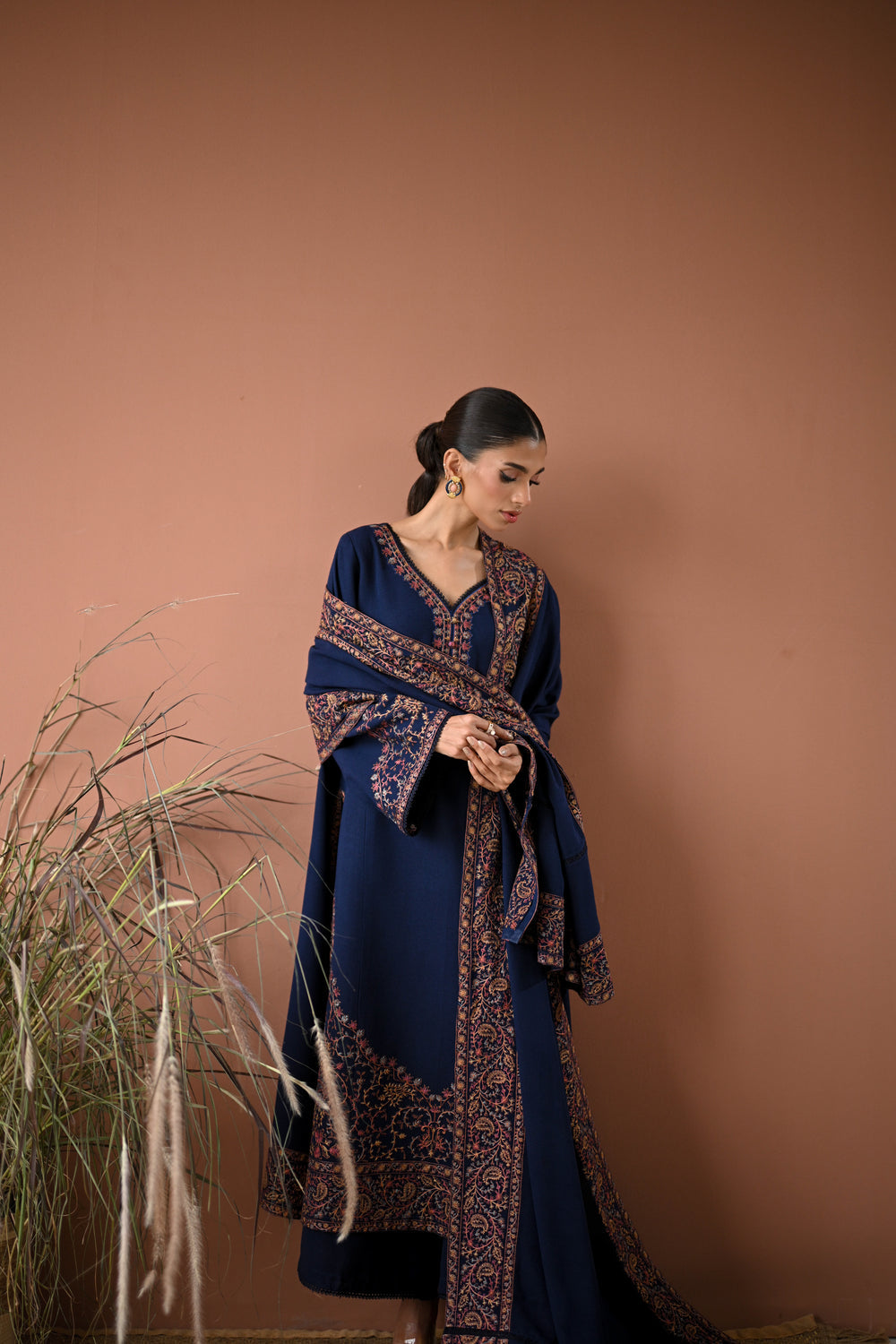 Luxury Karandi Vol II - DEEP NAVY LUXURY EMBROIDERED KARANDI SET (NEL-24635)