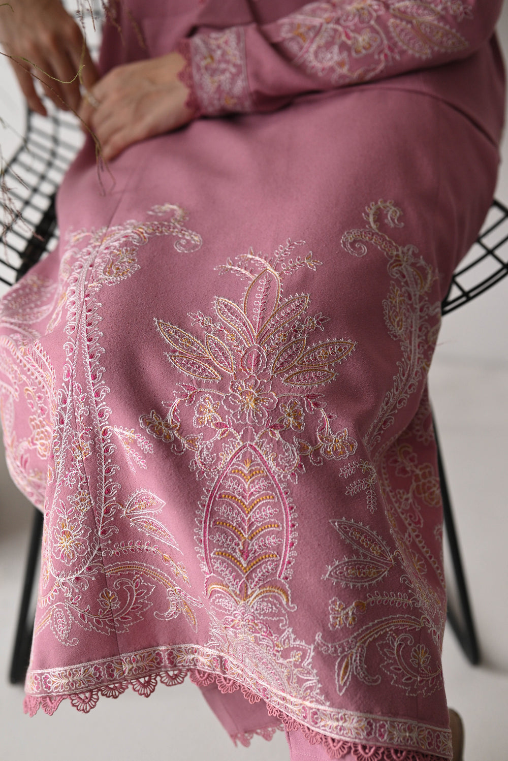 Luxury Karandi Vol II - PASTEL PINK LUXURY EMBROIDERED KARANDI SET (NEL-24636)