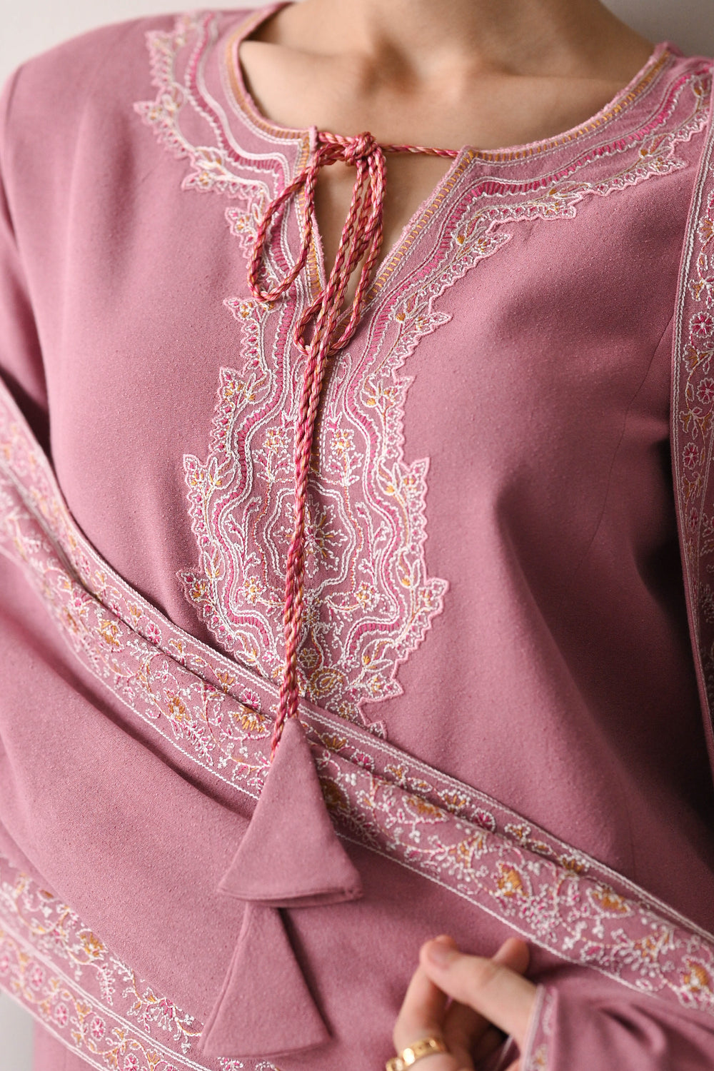 Luxury Karandi Vol II - PASTEL PINK LUXURY EMBROIDERED KARANDI SET (NEL-24636)