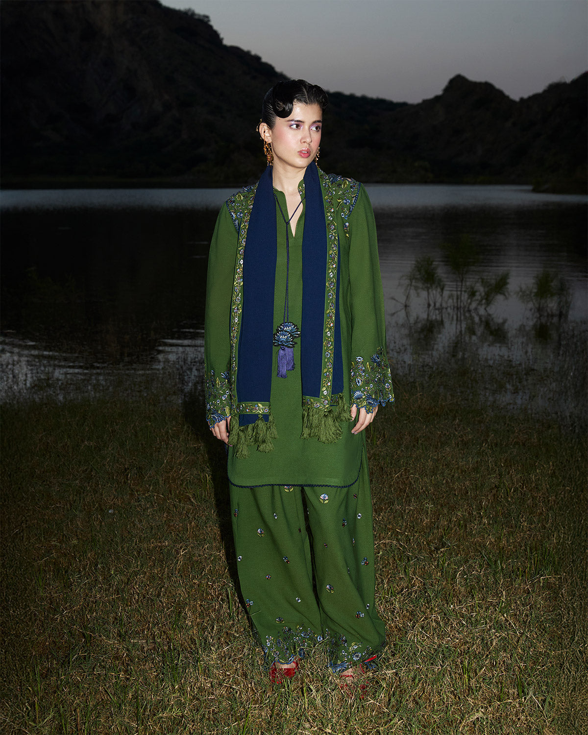 Womenswear - AW24 - Fleur - Scarf