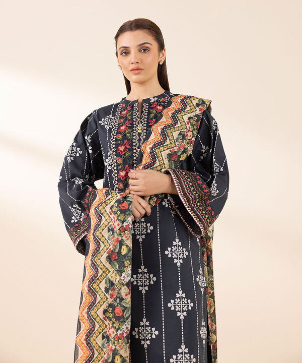 Unstitched Lawn '25 - 3 Piece - Embroidered Lawn Suit - U3PEDY25V128