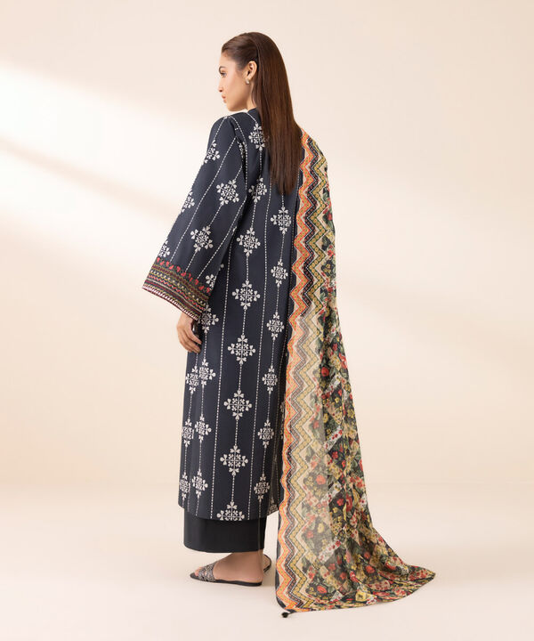 Unstitched Lawn '25 - 3 Piece - Embroidered Lawn Suit - U3PEDY25V128