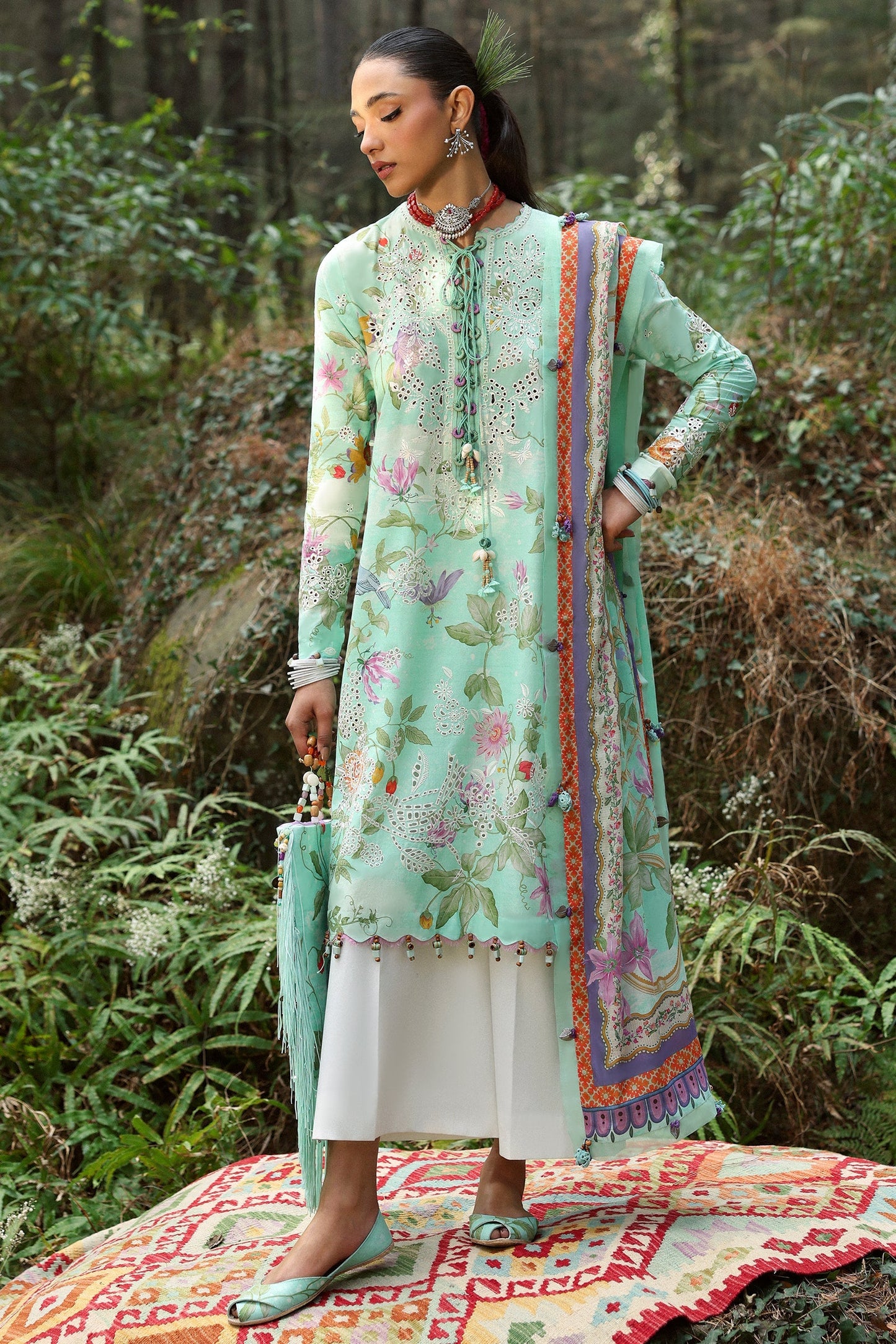 LAWN'25- ELARA (ZL25-02 B)