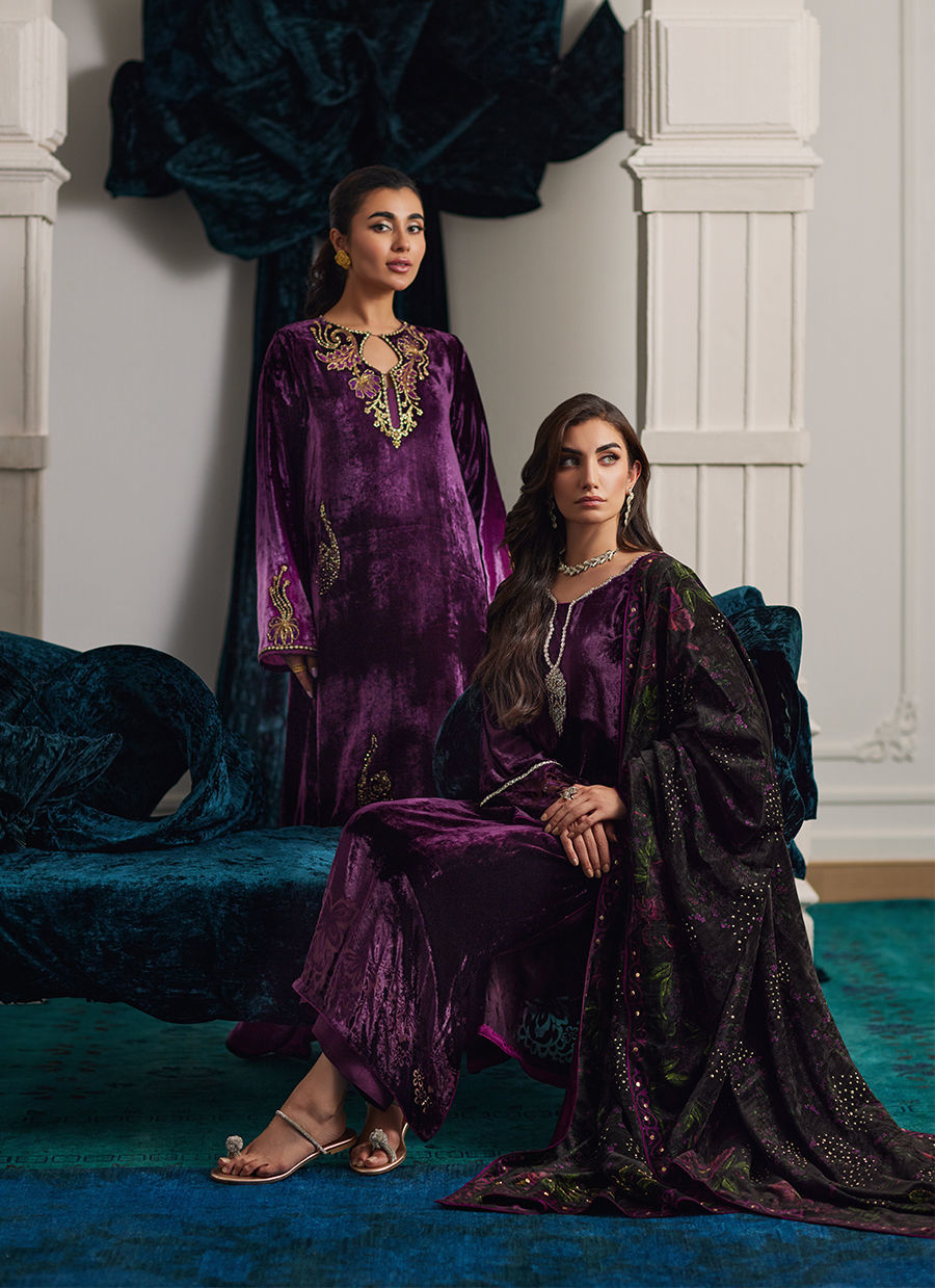 Velvets The Afterparty'24 - Nia Ombre Velvet Kaftan