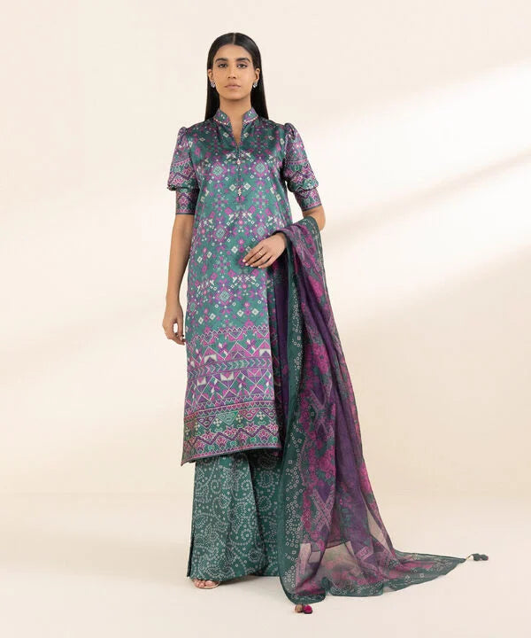 Silk'25- Printed Satin Suit  00U3PSL25V01