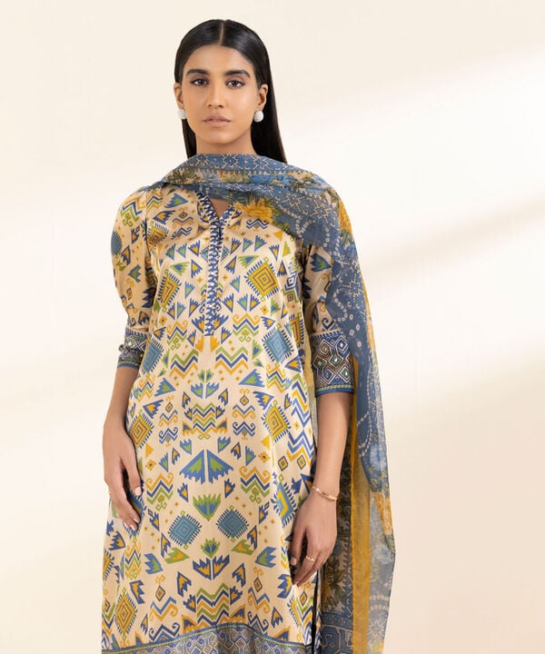 Silk'25- Printed Satin Suit 00U3PSL25V04