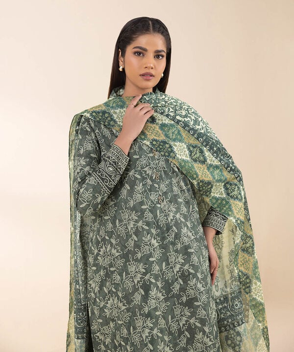 Unstitched Lawn '25 - 3 Piece - Printed Zari Lawn Suit - 0U3PDY25V137