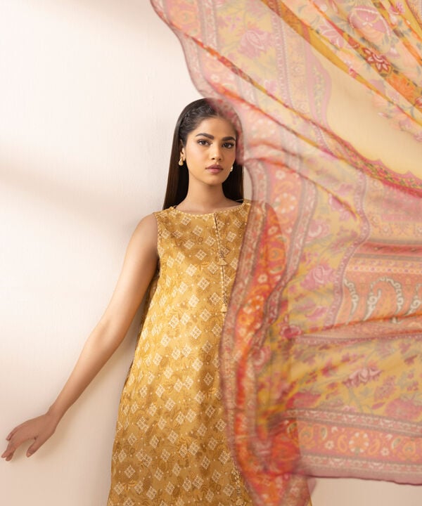 Unstitched Lawn '25 - 3 Piece - Printed Zari Lawn Suit - 0U3PDY25V138