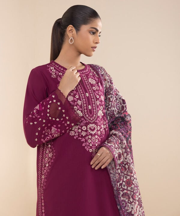 Unstitched Lawn '25 - 3 Piece - Embroidered Lawn Suit - 0U3PESG25V19