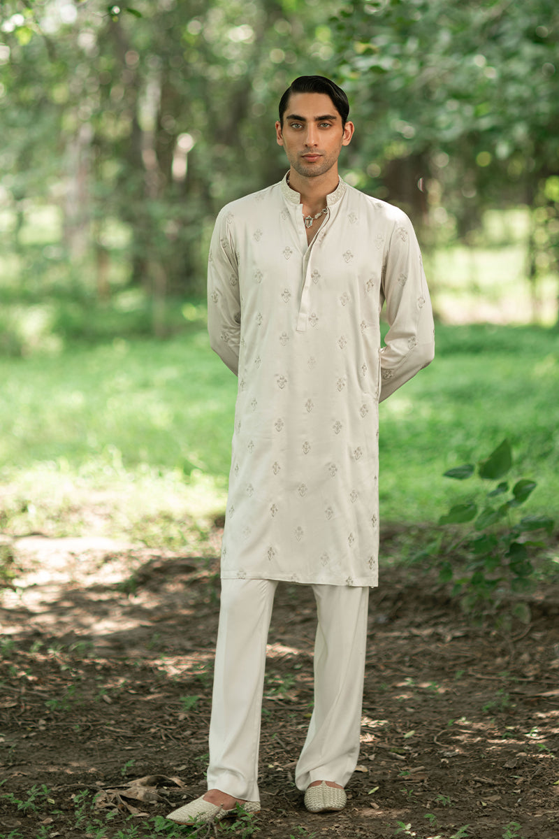 Festive Edit '24 - Faraz - Kurta Pajama & Waistcoat (RTS) photo 2