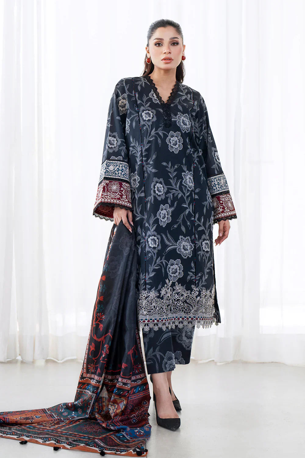 Unstitched'25 -EMBROIDERED PRINTED LAWN UF-4078