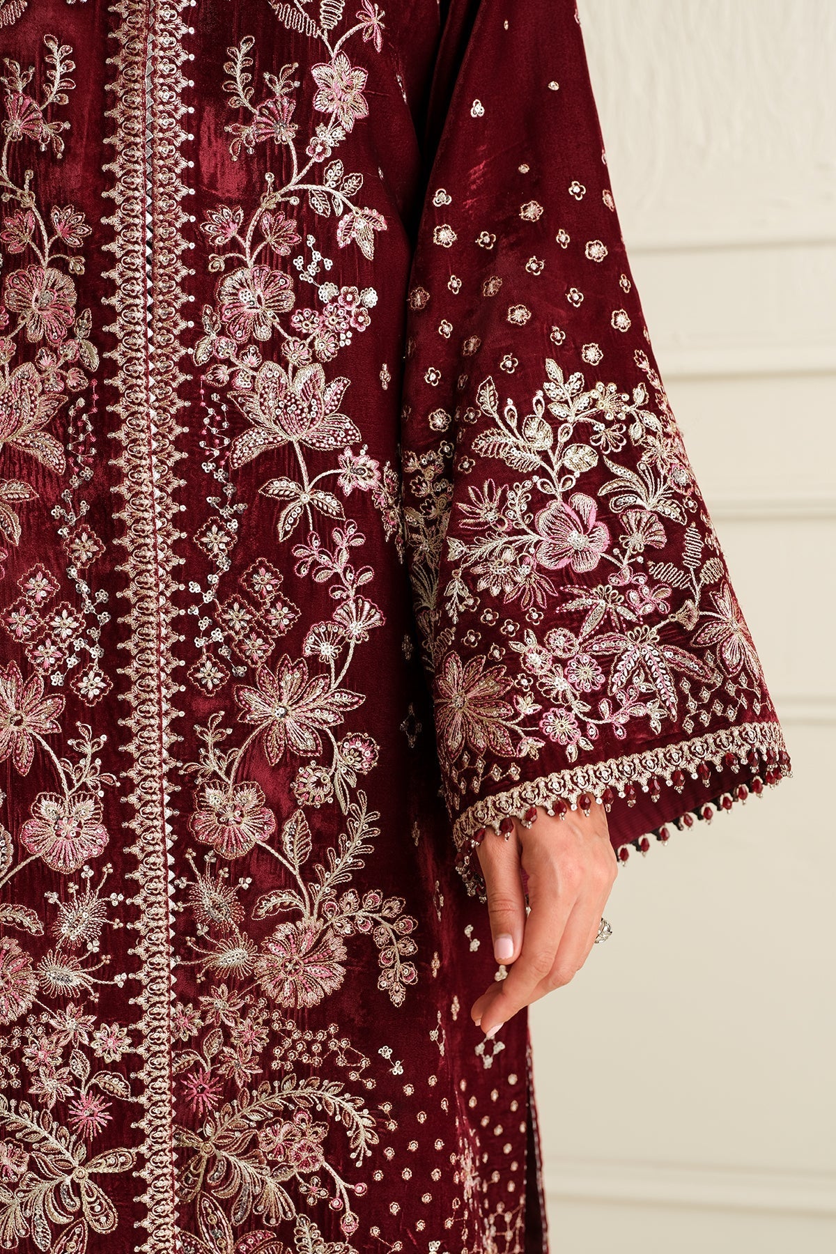 Unstitched '24 - Embroidered Velvet Uf-743