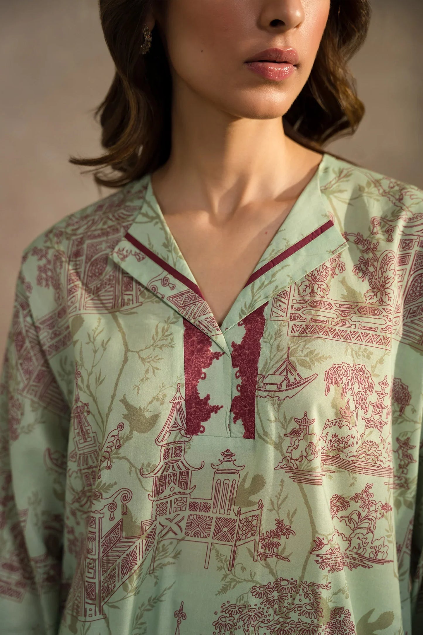 Lawn Pret '25- Duchess Matching Set