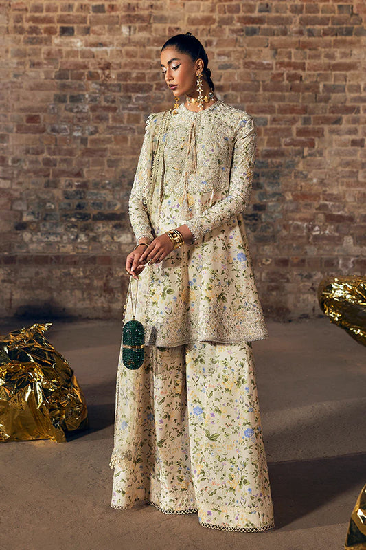 Silk Pret '25 - CARMILLA