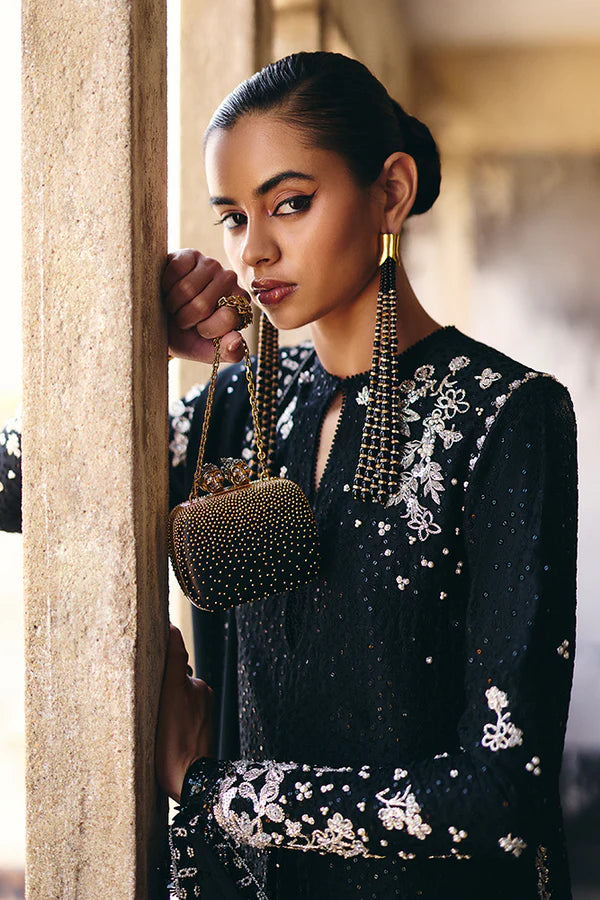 Silk Pret '25 - VIVORA