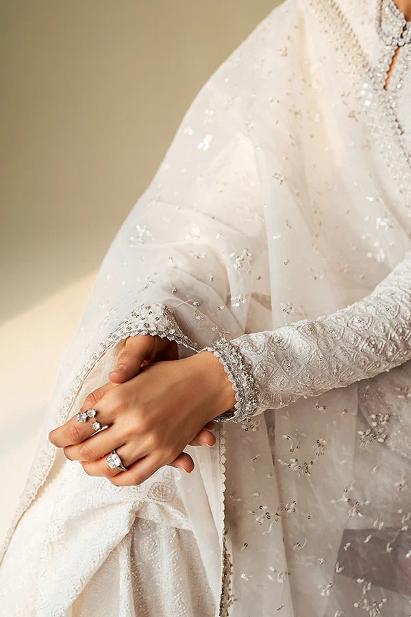 Silk Pret '25 - ELUNA