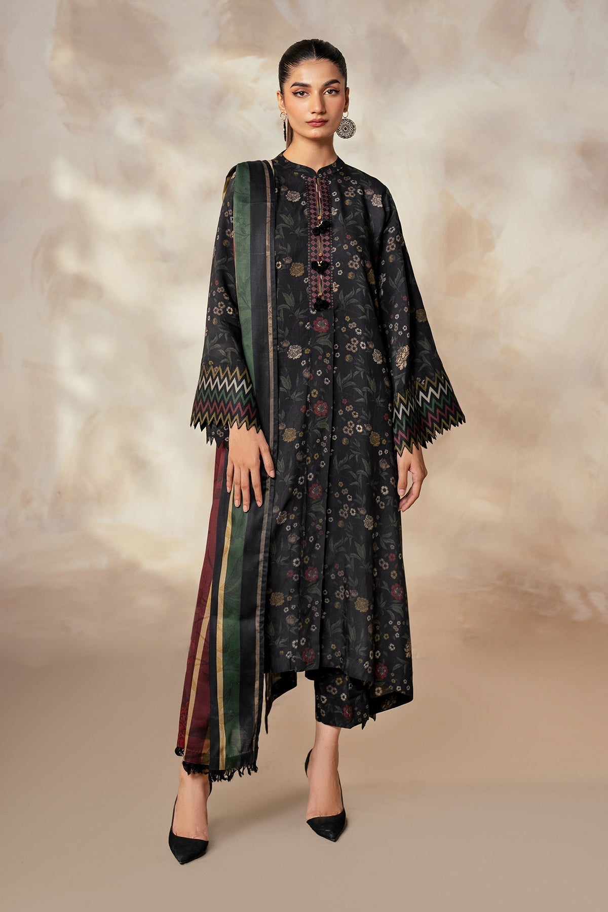 Unstitched '24 - Printed Khaddar Uf-4027