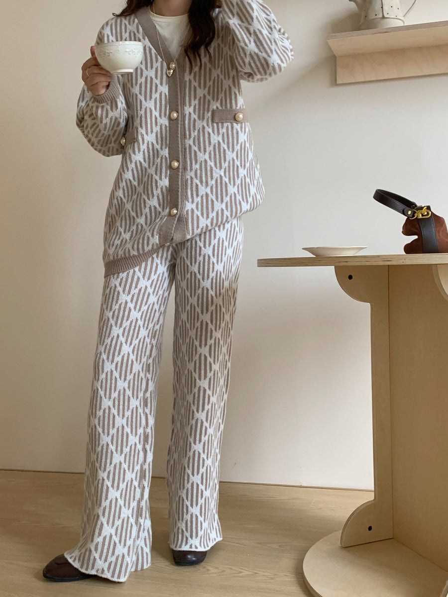 Aysel Criss Cross Two Piece Suit (RTS) photo 6