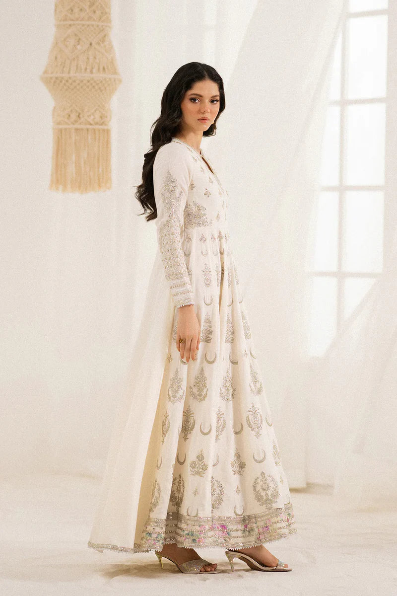 Boutique '25 - EMBROIDERED SUIT - E0816/104/002