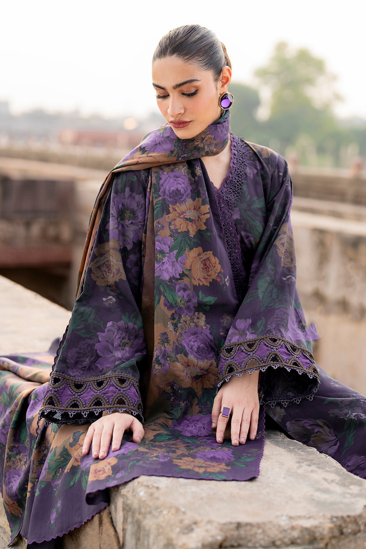 Winter Prints '24 - Embroidered Viscose Uf-723