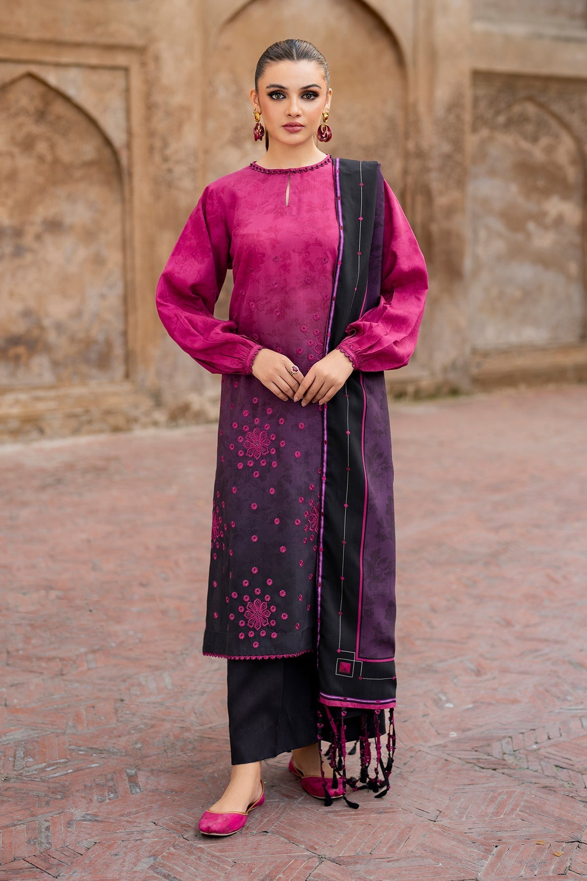 Winter Prints '24 - Embroidered Viscose Uf-722