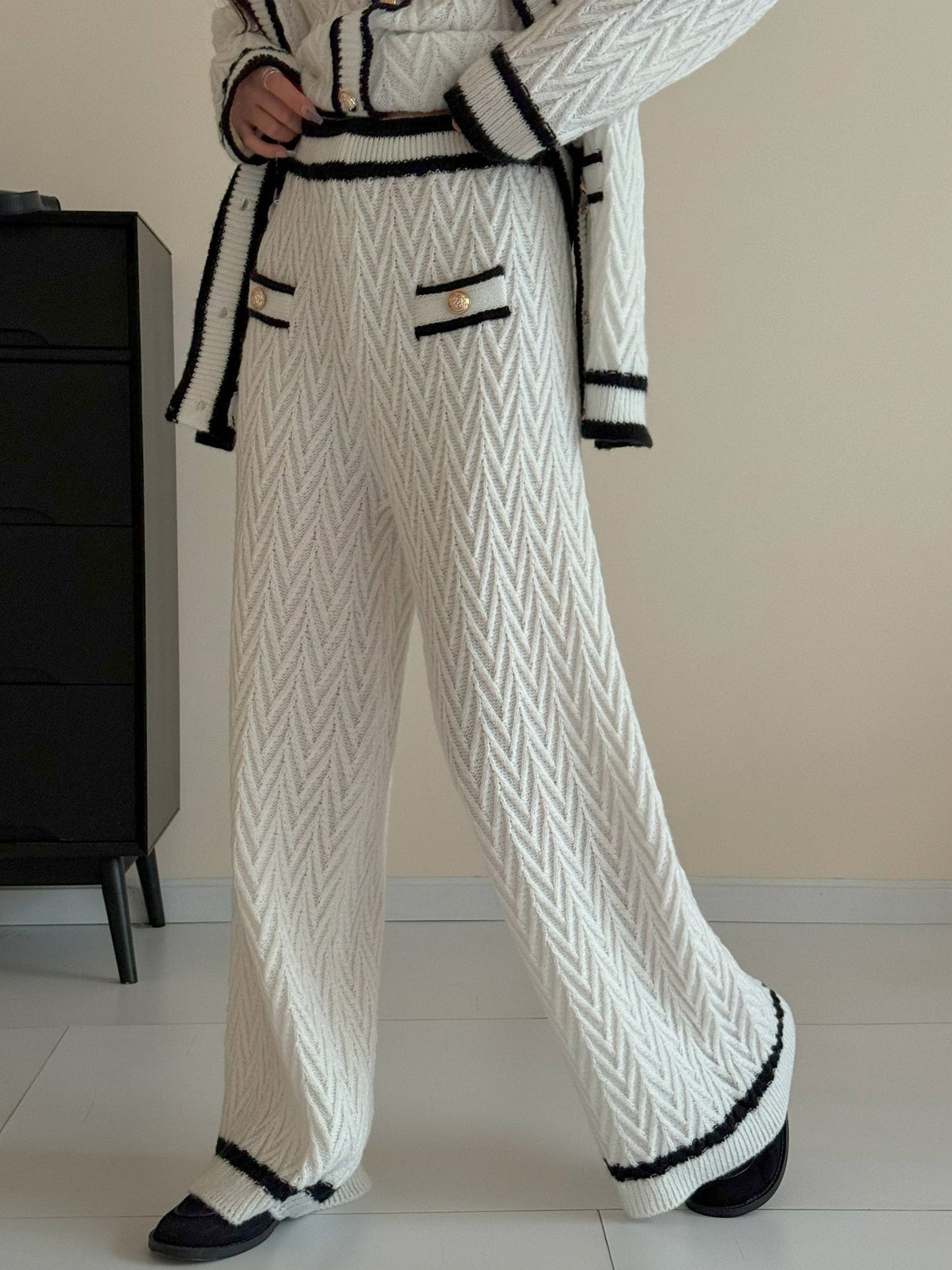 Rio White Zig Zag Three Piece Suit