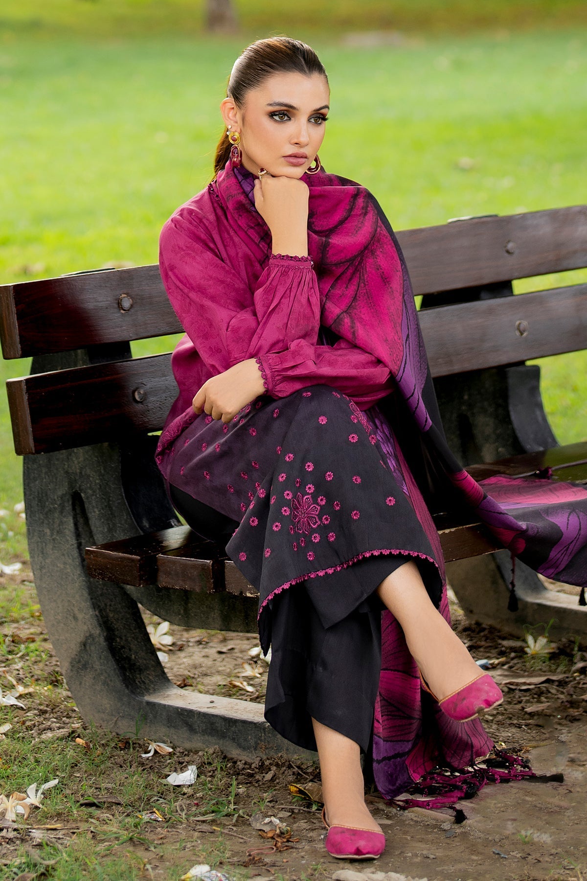 Winter Prints '24 - Embroidered Viscose Uf-722